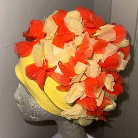 Vintage 60s Lovle Products Miami Florida orange & yellow petal cap - Picture 1 of 9